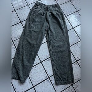 FREE PEOPLE Army/Olive Green Pleated Linen Pants Size 2
